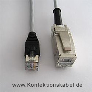 Netzwerkkabel mit RJ45 Buchse und RJ45 AMP Stecker