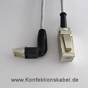 Netzwerkkabel mit RJ45 Buchse und RJ45 Stecker - innen gewinkelt